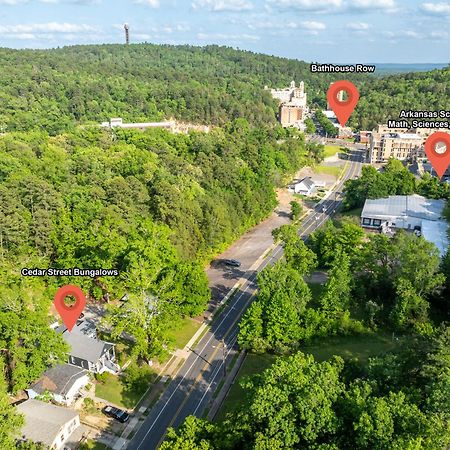 Cedar Blossom Bungalow Is A Cozy Getaway With A 5 Minute Walk To Downtown! Hot Springs Zewnętrze zdjęcie